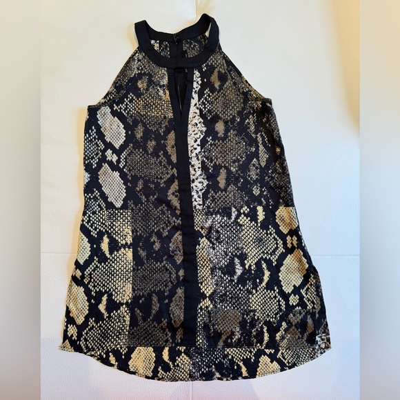 Kenneth Cole NY Snake skin print blouse sleeveless top size XS - Picture 3 of 9